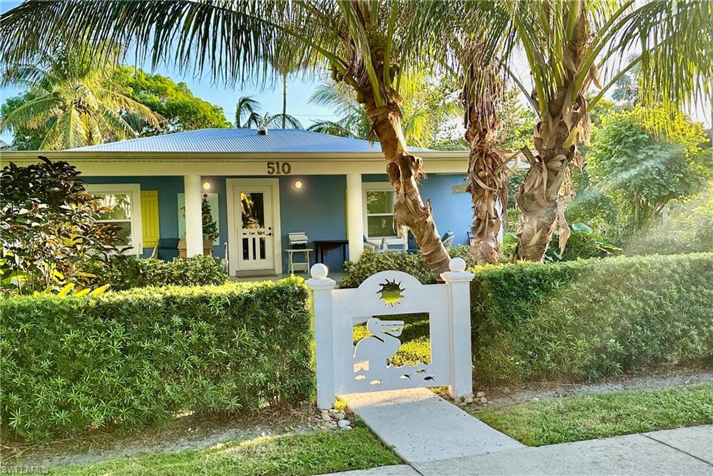 510 3rd AVE S Naples FL 34102 MLS 222087018 William Raveis 510-3rd-ave-s-naples-fl-34102-mls-222087018-william-raveis
