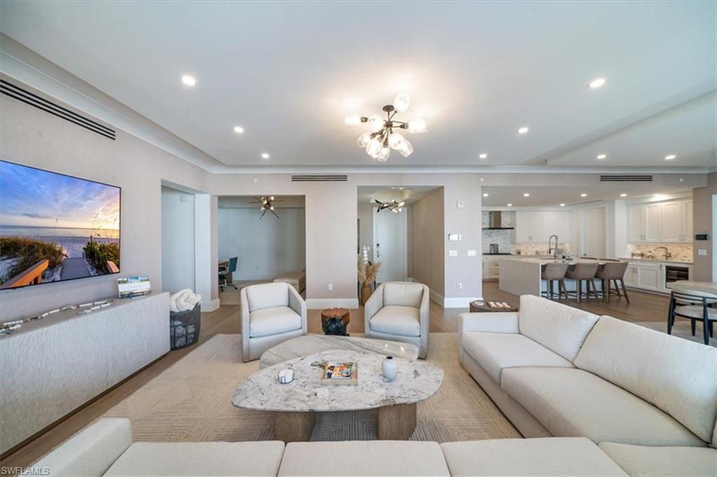 Naples, Florida, 34102, United States, 4 Bedrooms Bedrooms, ,4.5 BathroomsBathrooms,Residential,For Sale,1705781