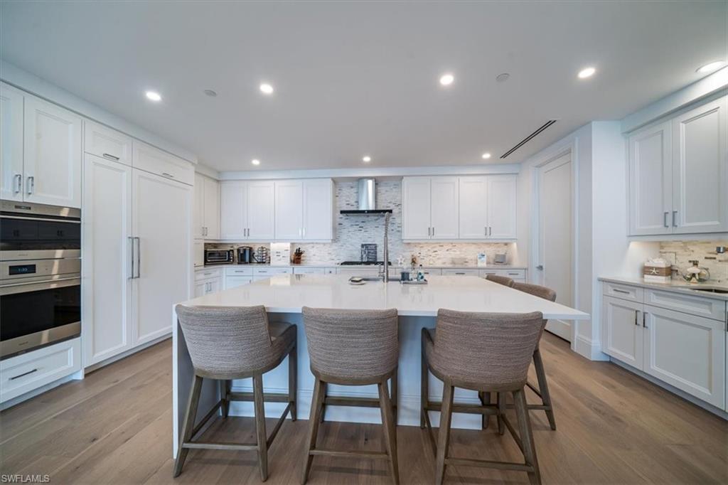 Naples, Florida, 34102, United States, 4 Bedrooms Bedrooms, ,4.5 BathroomsBathrooms,Residential,For Sale,1705781