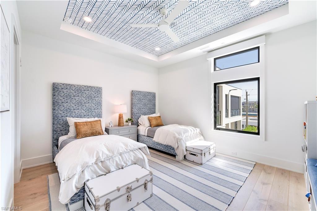 Naples, Florida, 34102, United States, 3 Bedrooms Bedrooms, ,3.5 BathroomsBathrooms,Residential,For Sale,1968126