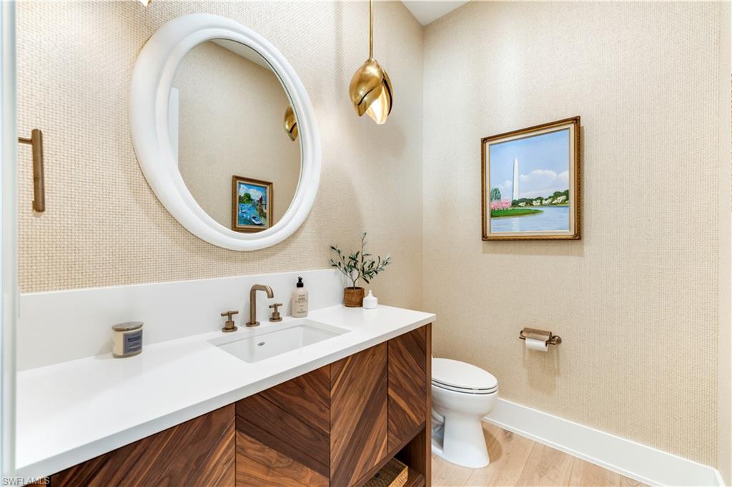 Naples, Florida, 34102, United States, 3 Bedrooms Bedrooms, ,3.5 BathroomsBathrooms,Residential,For Sale,1968126