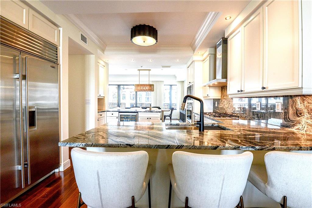 Naples, Florida, 34102, United States, 3 Bedrooms Bedrooms, ,4 BathroomsBathrooms,Residential,For Sale,1876797