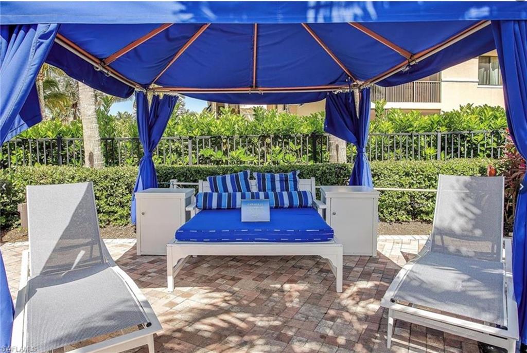 Naples, Florida, 34102, United States, 2 Bedrooms Bedrooms, ,2 BathroomsBathrooms,Residential,For Sale,1886727