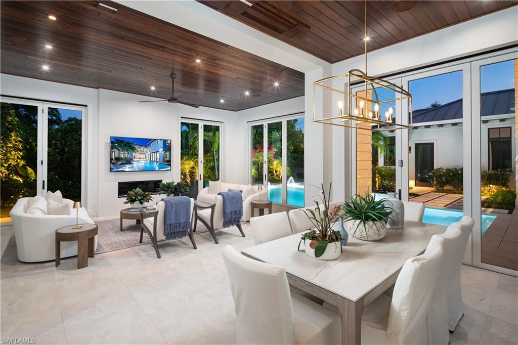 Naples, Florida, 34102, United States, 5 Bedrooms Bedrooms, ,6.5 BathroomsBathrooms,Residential,For Sale,1860210