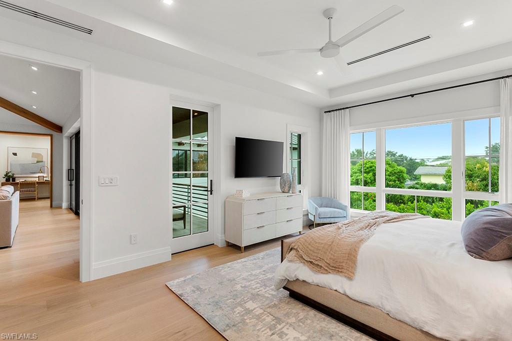 Naples, Florida, 34102, United States, 5 Bedrooms Bedrooms, ,6.5 BathroomsBathrooms,Residential,For Sale,1860210