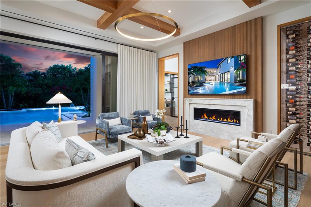 Naples, Florida, 34102, United States, 5 Bedrooms Bedrooms, ,6.5 BathroomsBathrooms,Residential,For Sale,1860210