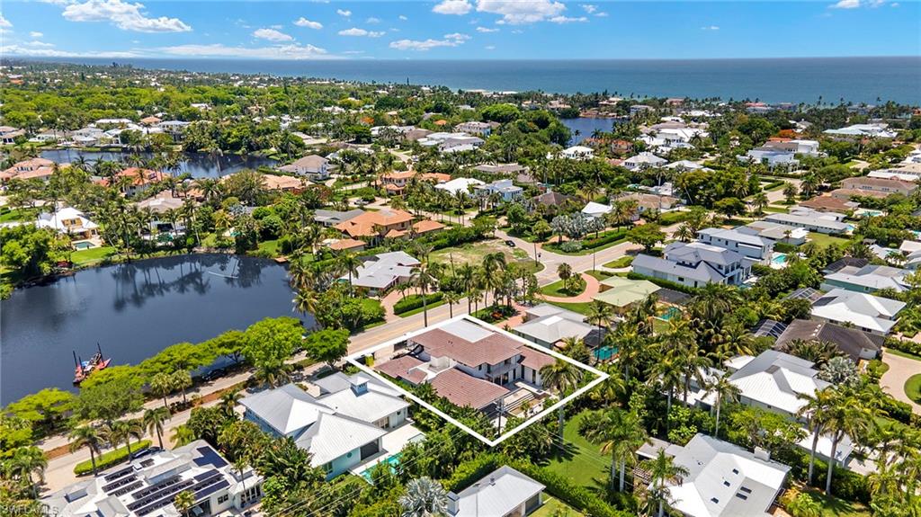 Naples, Florida, 34102, United States, 5 Bedrooms Bedrooms, ,5.5 BathroomsBathrooms,Residential,For Sale,1860216