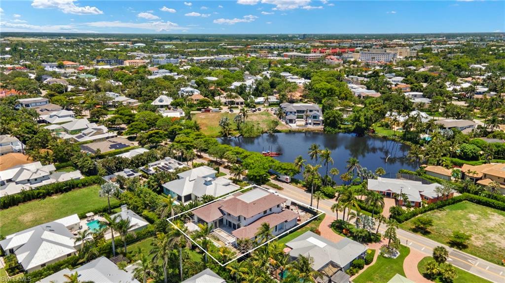 Naples, Florida, 34102, United States, 5 Bedrooms Bedrooms, ,5.5 BathroomsBathrooms,Residential,For Sale,1860216