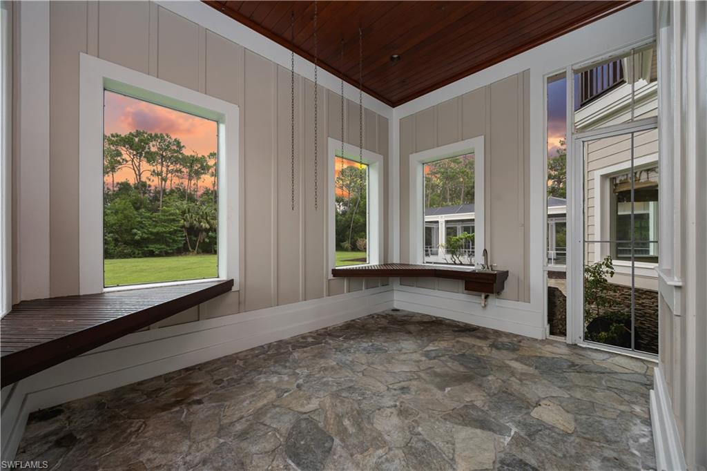 Naples, Florida, 34105, United States, 6 Bedrooms Bedrooms, ,6.5 BathroomsBathrooms,Residential,For Sale,1892552