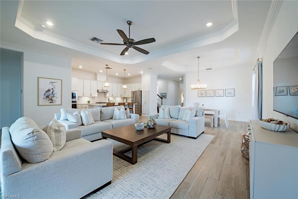 Naples, Florida, 34120, United States, 4 Bedrooms Bedrooms, ,4 BathroomsBathrooms,Residential,For Sale,1927622