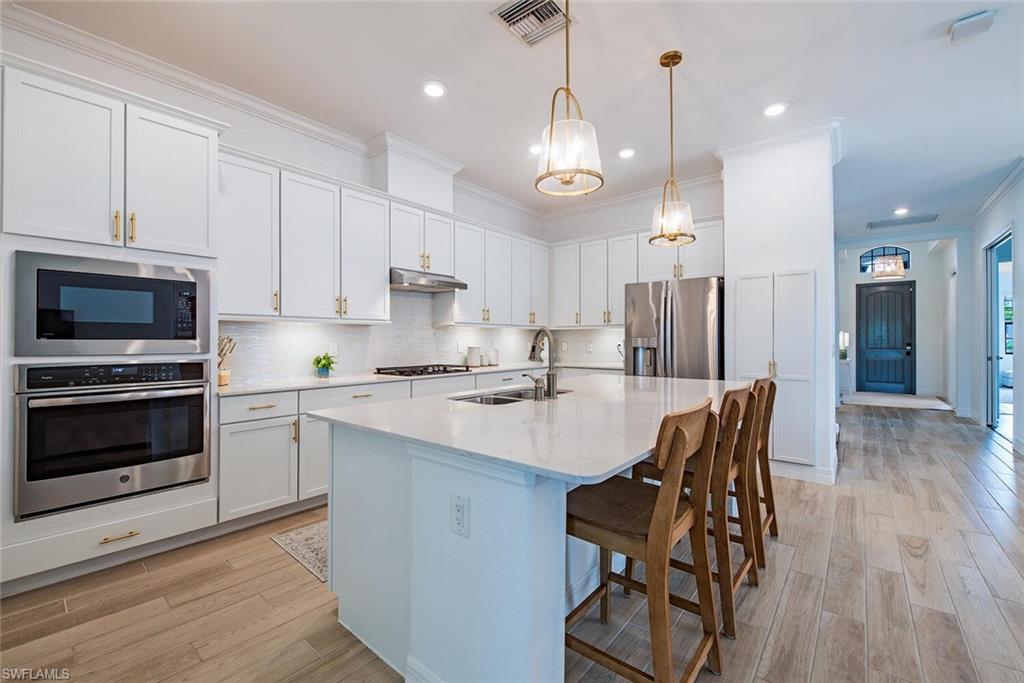 Naples, Florida, 34120, United States, 4 Bedrooms Bedrooms, ,4 BathroomsBathrooms,Residential,For Sale,1927622