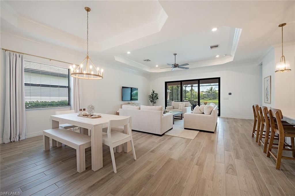 Naples, Florida, 34120, United States, 4 Bedrooms Bedrooms, ,4 BathroomsBathrooms,Residential,For Sale,1927622