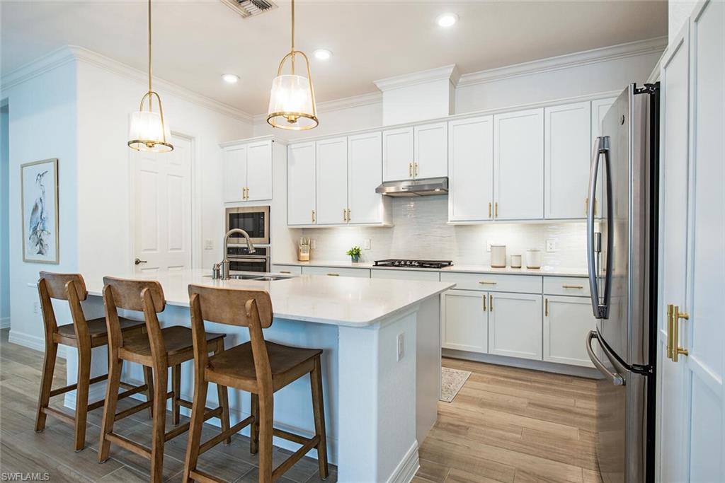 Naples, Florida, 34120, United States, 4 Bedrooms Bedrooms, ,4 BathroomsBathrooms,Residential,For Sale,1927622