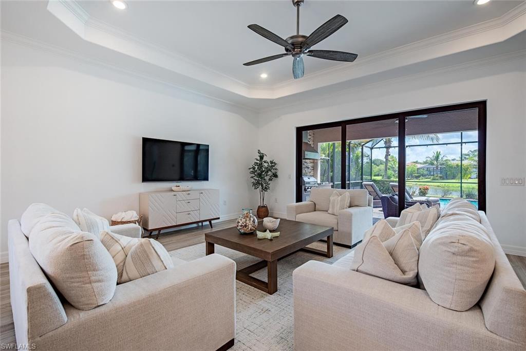 Naples, Florida, 34120, United States, 4 Bedrooms Bedrooms, ,4 BathroomsBathrooms,Residential,For Sale,1927622