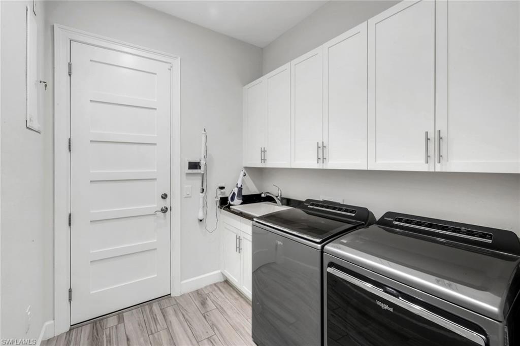 Naples, Florida, 34113, United States, 3 Bedrooms Bedrooms, ,3 BathroomsBathrooms,Residential,For Sale,1960001