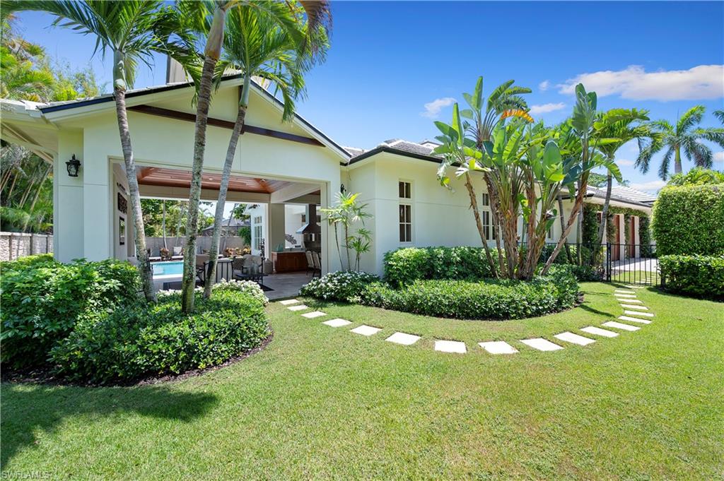 Naples, Florida, 34103, United States, 4 Bedrooms Bedrooms, ,5 BathroomsBathrooms,Residential,For Sale,1959995