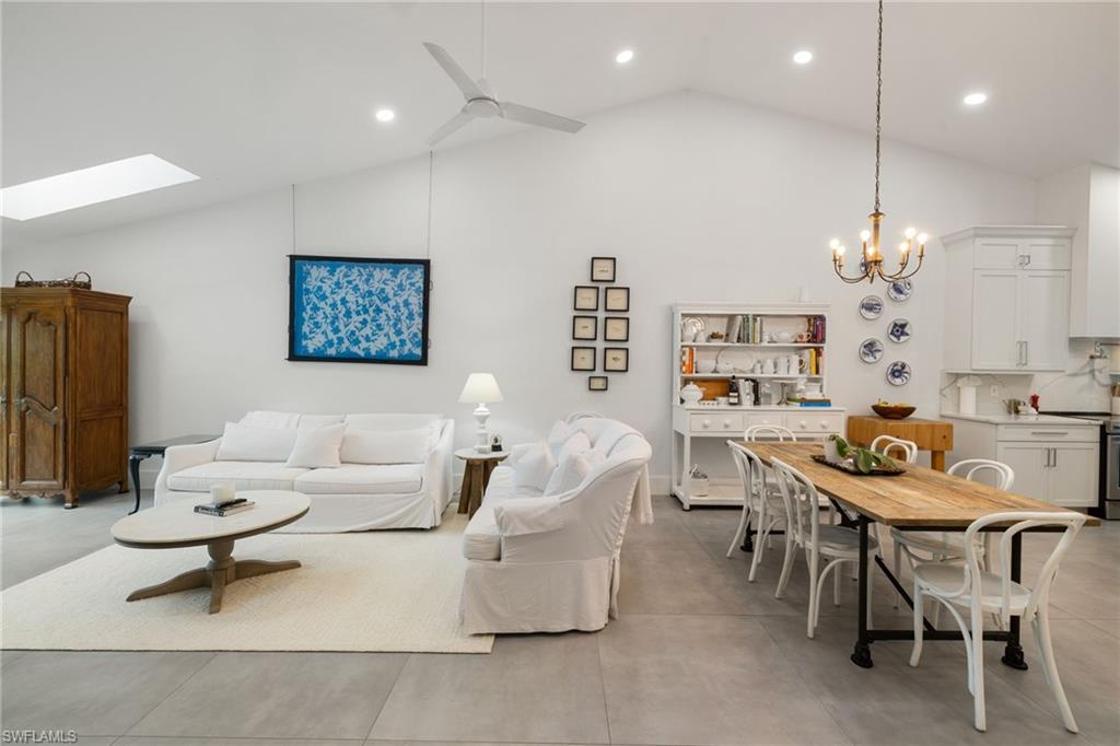 Naples, Florida, 34103, United States, 2 Bedrooms Bedrooms, ,2 BathroomsBathrooms,Residential,For Sale,1963433