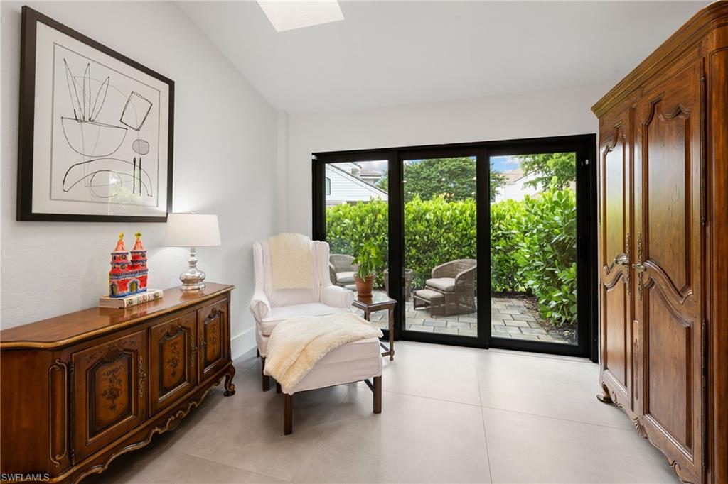 Naples, Florida, 34103, United States, 2 Bedrooms Bedrooms, ,2 BathroomsBathrooms,Residential,For Sale,1963433