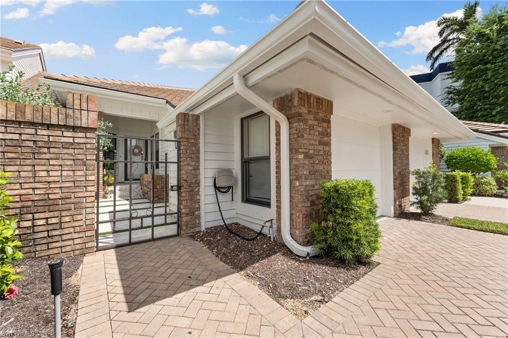 Naples, Florida, 34103, United States, 2 Bedrooms Bedrooms, ,2 BathroomsBathrooms,Residential,For Sale,1963433