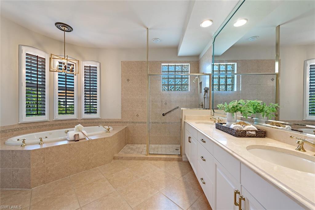 Naples, Florida, 34109, United States, 3 Bedrooms Bedrooms, ,2 BathroomsBathrooms,Residential,For Sale,1960008