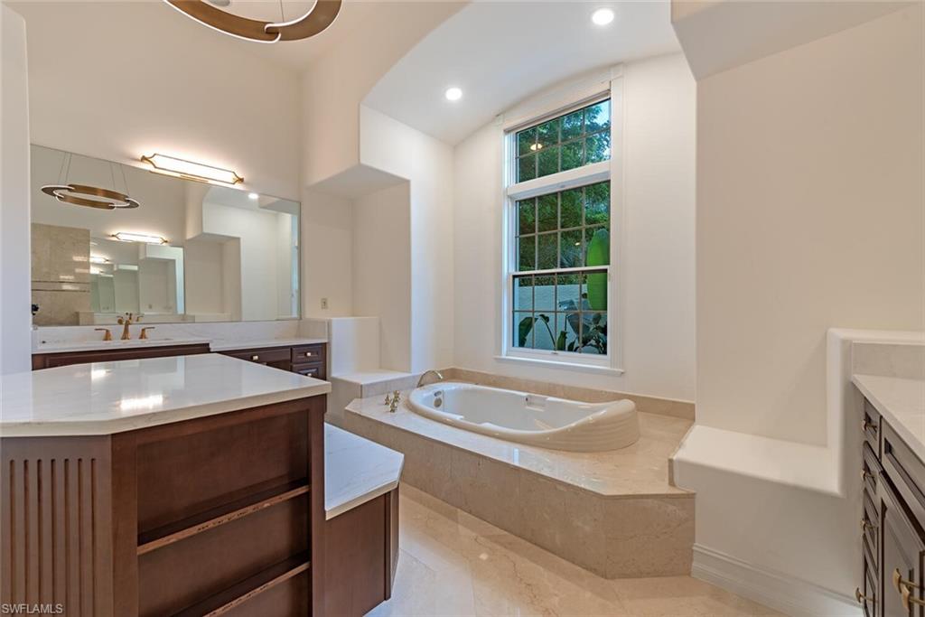 Naples, Florida, 34110, United States, 6 Bedrooms Bedrooms, ,7 BathroomsBathrooms,Residential,For Sale,1995296