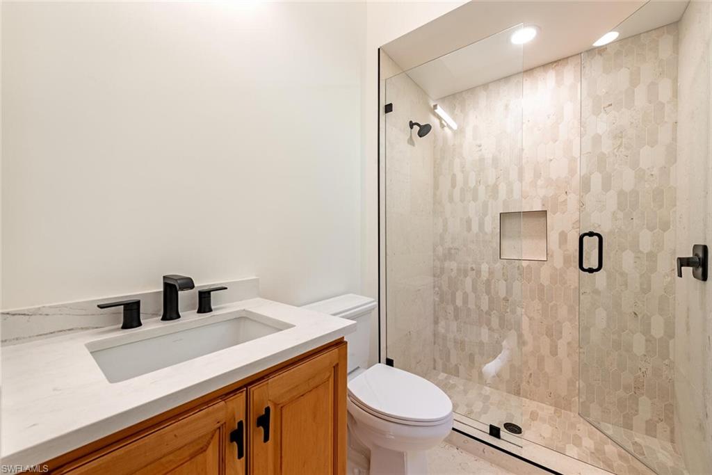 Naples, Florida, 34110, United States, 6 Bedrooms Bedrooms, ,7 BathroomsBathrooms,Residential,For Sale,1995296