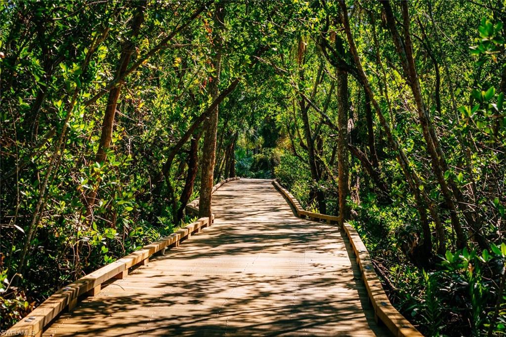 Naples, Florida, 34110, United States, 6 Bedrooms Bedrooms, ,7 BathroomsBathrooms,Residential,For Sale,1995296