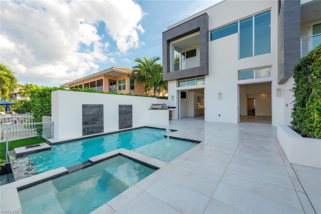 Naples, Florida, 34102, United States, 3 Bedrooms Bedrooms, ,3.5 BathroomsBathrooms,Residential,For Sale,2002674