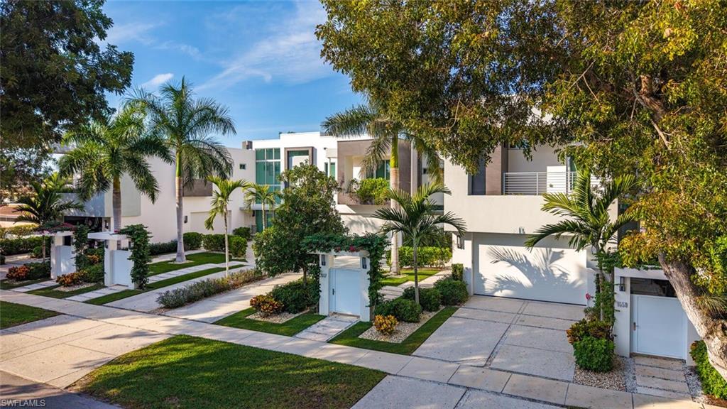 Naples, Florida, 34102, United States, 3 Bedrooms Bedrooms, ,3.5 BathroomsBathrooms,Residential,For Sale,2002674