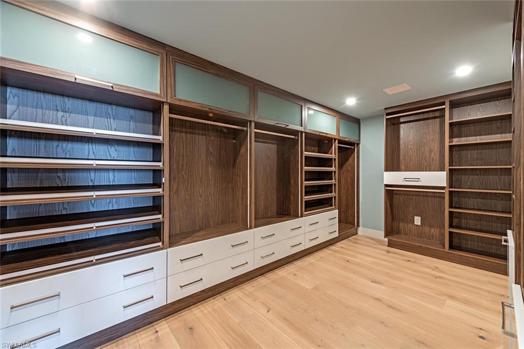 Naples, Florida, 34110, United States, 3 Bedrooms Bedrooms, ,3.5 BathroomsBathrooms,Residential,For Sale,1992630