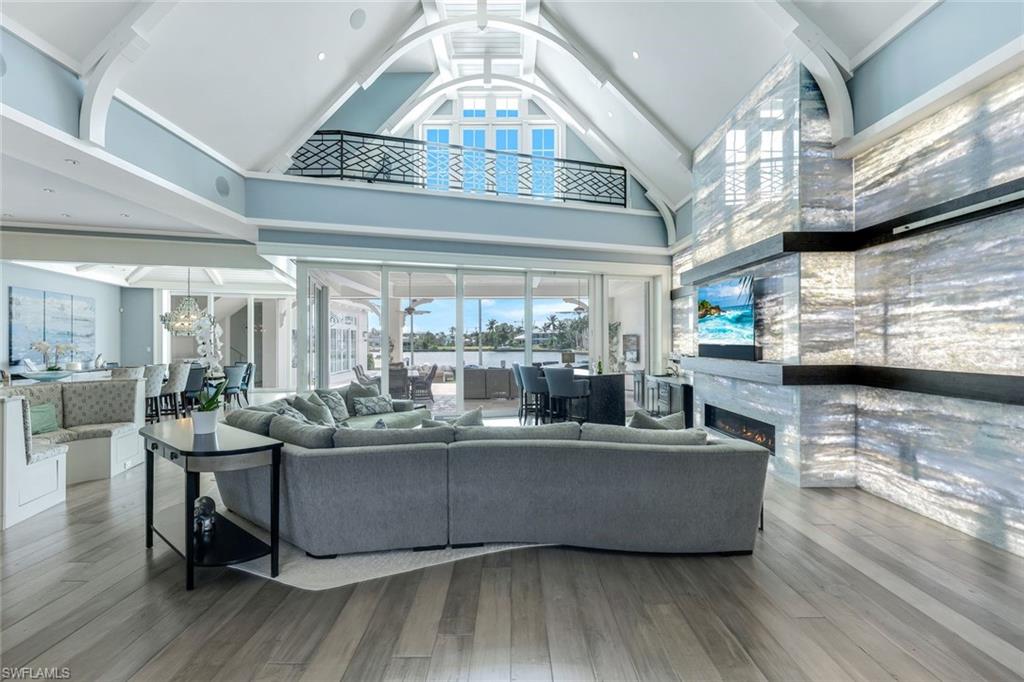 Naples, Florida, 34102, United States, 4 Bedrooms Bedrooms, ,5 BathroomsBathrooms,Residential,For Sale,1989800