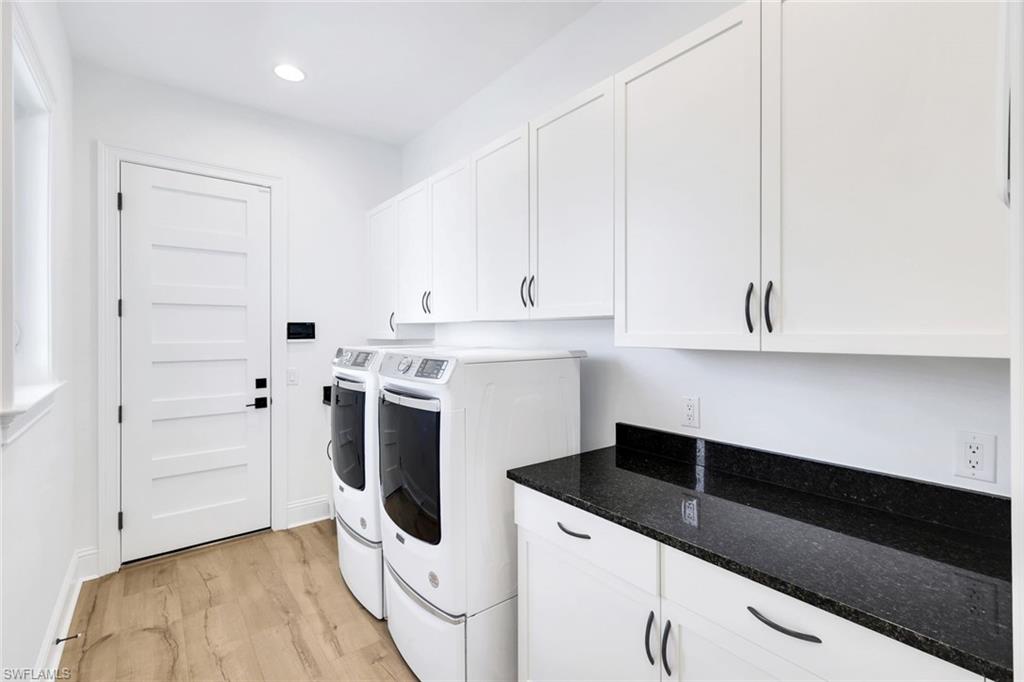 Naples, Florida, 34113, United States, 4 Bedrooms Bedrooms, ,5.5 BathroomsBathrooms,Residential,For Sale,2013458